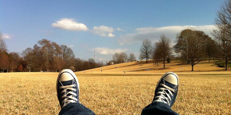 恒大门窗选购终极指南:平开窗与推拉窗,户型与生活习惯决定你的最佳选择